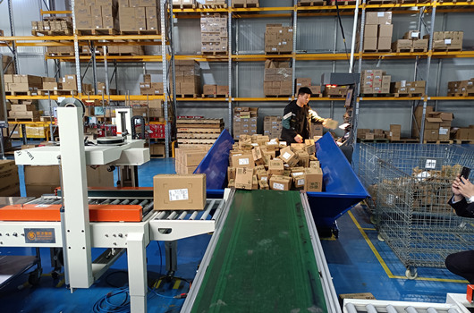 網(wǎng)紅食品倉儲(chǔ)物流